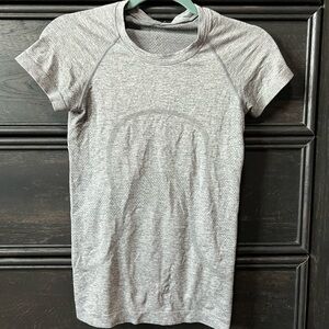 Lululemon swiftly tech 2.0 short sleeve